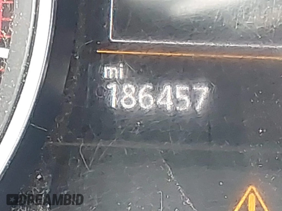 2015 Volkswagen Golf GTI SE with VIN 3VW5T7AU8FM022628, listed as a IAAI auction lot 41657843 with 186,457 mi miles. Bid and sale history available at carsss.com. Image 15.