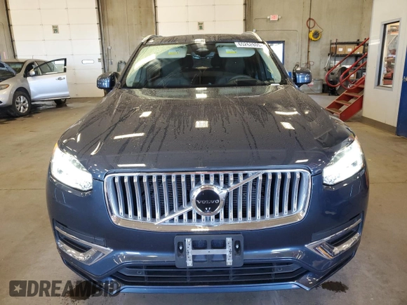 2024 Volvo XC90 Ultimate Bright Theme with VIN YV4062JF6R1145450, listed as a Copart auction lot 65262805 with 16,324 mi miles and Salvage title. Bid and sale history available at DreamBid. Image 5.
