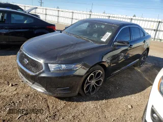 2013 Ford Taurus SHO z VIN 1FAHP2KT6DG157424, wystawiony jako Copart lot #76059384 z przebiegiem 133 997 mil mil oraz Szkoda całkowita • Salvage title. Historia ofert i sprzedaży dostępna na DreamBid. Obrazek 1.