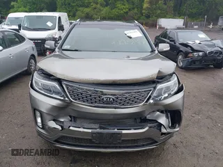 2014 Kia Sorento SX z VIN 5XYKWDA70EG478463, wystawiony jako IAAI lot #42251435 z przebiegiem 102 638 mil mil oraz . Historia ofert i sprzedaży dostępna na DreamBid. Obrazek 12.