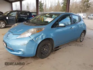 2015 Nissan LEAF SV with VIN 1N4AZ0CP3FC332529, listed as a IAAI auction lot 41760939 with 60,503 mi miles. Bid and sale history available at carsss.com. Image 17.