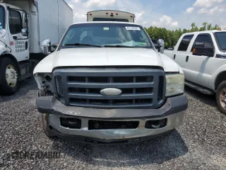 2006 Ford F-250 XL with VIN 1FTSX20576EC87733, listed as a Copart auction lot 62748595 with 285,236 mi miles and Salvage title. Bid and sale history available at DreamBid. Image 5.