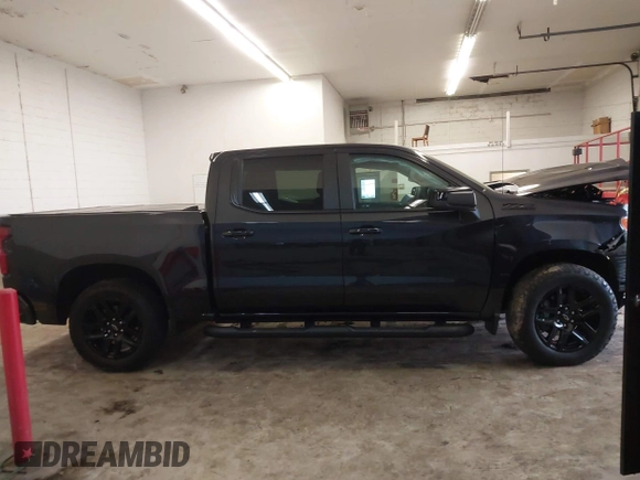 2024 Chevrolet Silverado 1500 RST with VIN 2GCUDEED6R1134124, listed as a IAAI auction lot 41565182 with 27,764 mi miles. Bid and sale history available at carsss.com. Image 14.