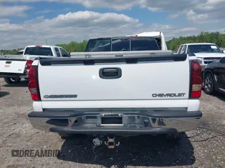 2005 Chevrolet Silverado 1500 LS with VIN 2GCEC13T751366249, listed as a IAAI auction lot 41986002 with 194,795 mi miles and . Bid and sale history available at DreamBid. Image 17.