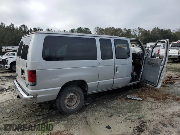 2005 Ford Econoline Passenger XL with VIN 1FBNE31L65HB41749, listed as a Copart auction lot 72810634 with Not Provided miles and Non Repairable. Bid and sale history available at carsss.com. Image 3.