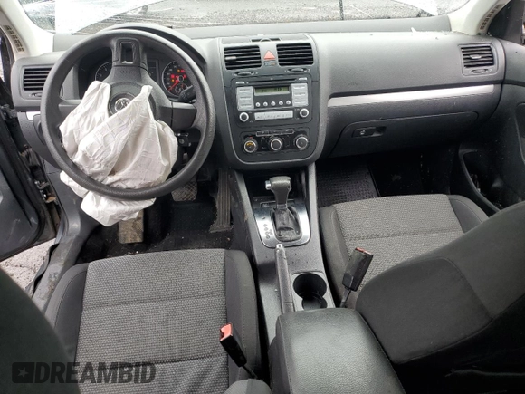 2010 Volkswagen Jetta S с VIN 3VWJZ7AJ8AM003993, выставлен на аукционе Copart как лот 51973625 с пробегом 105 215 миль миль и Списание • Salvage title. История ставок и продаж доступна на DreamBid. Изображение 8.