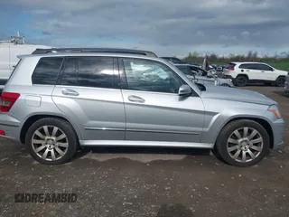 2012 Mercedes-Benz GLK 350 with VIN WDCGG8HB9CF751639, listed as a IAAI auction lot 42122764 with 177,412 mi miles and . Bid and sale history available at carsss.com. Image 13.