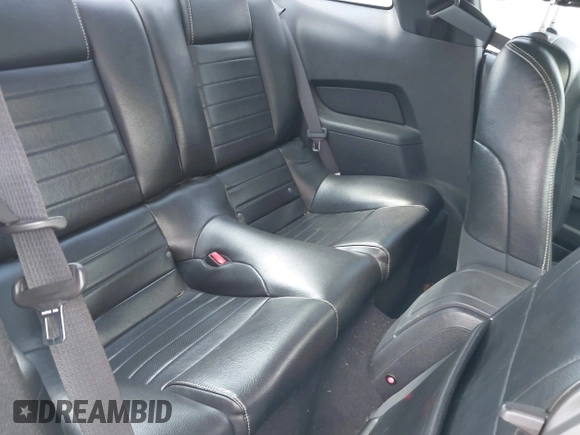 2010 Ford Mustang V6 с VIN 1ZVBP8AN1A5153856, выставлен на аукционе IAAI как лот 42461635 с пробегом 158 071 миль миль и . История ставок и продаж доступна на DreamBid. Изображение 8.