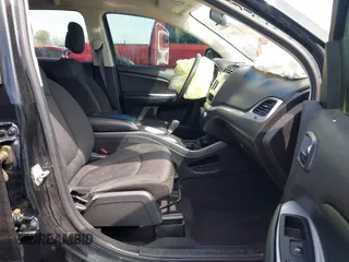 2017 Dodge Journey SE z VIN 3C4PDCAB2HT698940, wystawiony jako IAAI lot #41843176 z przebiegiem 141 499 mil mil oraz . Historia ofert i sprzedaży dostępna na DreamBid. Obrazek 5.