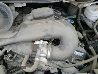 2019 Ford Transit z VIN 1FTYR1YM3KKA34592, wystawiony jako Copart lot #48995965 z przebiegiem 12 557 mil mil oraz Szkoda całkowita • Salvage title. Historia ofert i sprzedaży dostępna na DreamBid. Obrazek 16.