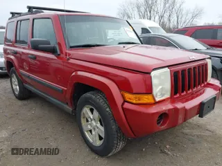 2006 Jeep Commander with VIN 1J8HG48N66C210933, listed as a IAAI auction lot 41945454 with 220,103 mi miles. Bid and sale history available at carsss.com. Image 1.