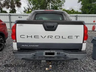 2004 Chevrolet Avalanche z VIN 3GNEC12TX4G305248, wystawiony jako Copart lot #59382005 z przebiegiem 182 387 mil mil oraz Szkoda całkowita • Salvage title. Historia ofert i sprzedaży dostępna na DreamBid. Obrazek 6.