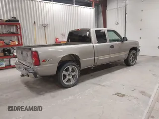 2003 Chevrolet Silverado 1500 with VIN 2GCEK19T131397682, listed as a IAAI auction lot 41596621 with 0 mi miles. Bid and sale history available at carsss.com. Image 4.