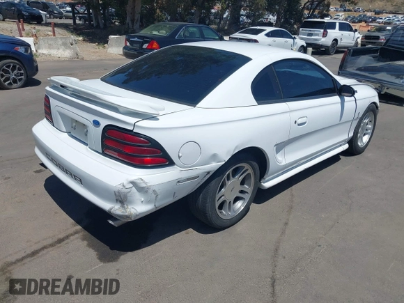1994 Ford Mustang с VIN 1FALP42D8RF184264, выставлен на аукционе IAAI как лот 42261594 с пробегом 118 411 миль миль и . История ставок и продаж доступна на DreamBid. Изображение 4.