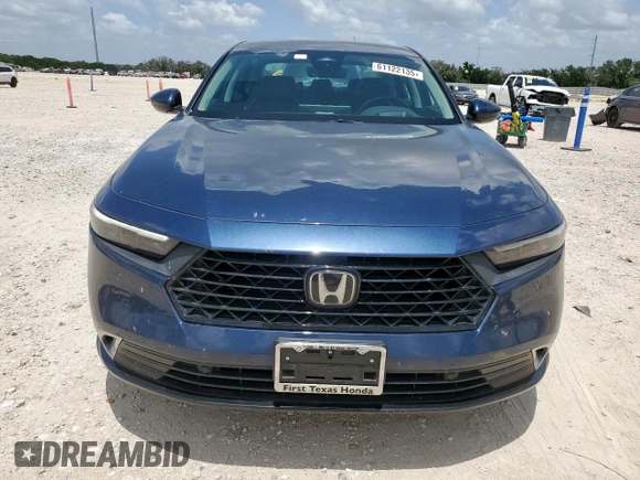 2023 Honda Accord Touring with VIN 1HGCY2F89PA033020, listed as a Copart auction lot 61122135 with 37,037 mi miles and Salvage title. Bid and sale history available at DreamBid. Image 5.