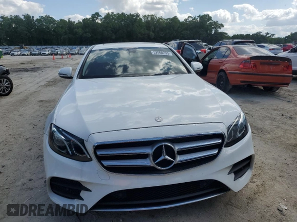 2017 Mercedes-Benz E 300 Luxury with VIN WDDZF4JB8HA150141, listed as a Copart auction lot 52560295 with 81,014 mi miles and Salvage Title. Bid and sale history available at DreamBid. Image 5.