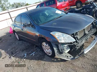 2011 Nissan Altima 2.5 SL with VIN 1N4AL2AP8BN455614, listed as a IAAI auction lot 40444420 with 196,741 mi miles. Bid and sale history available at carsss.com. Image 1.