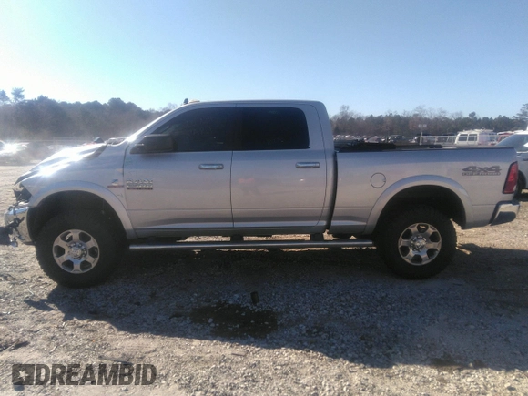 2017 Ram 2500 Big Horn with VIN 3C6UR5DL3HG613026, listed as a IAAI auction lot 41168929 with 110,708 mi miles. Bid and sale history available at carsss.com. Image 15.