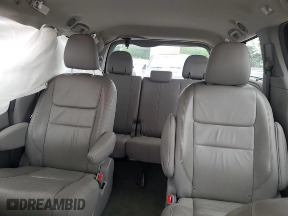 2016 Toyota Sienna Limited z VIN 5TDDK3DC4GS143638, wystawiony jako Copart lot #58848495 z przebiegiem 174 487 mil mil oraz Czysty tytuł • Clean title. Historia ofert i sprzedaży dostępna na DreamBid. Obrazek 10.