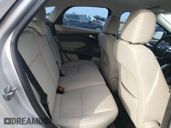 2013 Ford Focus Electric z VIN 1FADP3R43DL139862, wystawiony jako Copart lot #45901885 z przebiegiem 62 040 mil mil oraz Szkody całkowita. Historia ofert i sprzedaży dostępna na DreamBid. Obrazek 10.