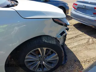 2017 Acura MDX Technology z VIN 5FRYD4H56HB041081, wystawiony jako IAAI lot #41673338 z przebiegiem 115 198 mil mil oraz . Historia ofert i sprzedaży dostępna na DreamBid. Obrazek 18.