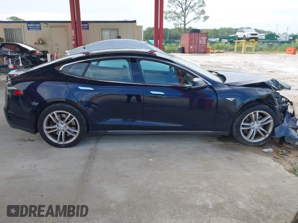 2014 Tesla Model S 60 с VIN 5YJSA1H16EFP32246, выставлен на аукционе IAAI как лот 42611659 с пробегом 156 459 миль миль и . История ставок и продаж доступна на DreamBid. Изображение 14.