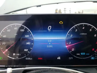 2022 Mercedes-Benz C 300 z VIN W1KAF4GB8NR016943, wystawiony jako Copart lot #36176613 z przebiegiem 21 591 mil mil oraz . Historia ofert i sprzedaży dostępna na DreamBid. Obrazek 9.