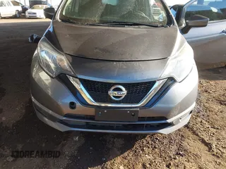 2018 Nissan Note SV z VIN 3N1CE2CP9JL370678, wystawiony jako IAAI lot #41643320 z przebiegiem 174 744 mil mil oraz . Historia ofert i sprzedaży dostępna na DreamBid. Obrazek 6.