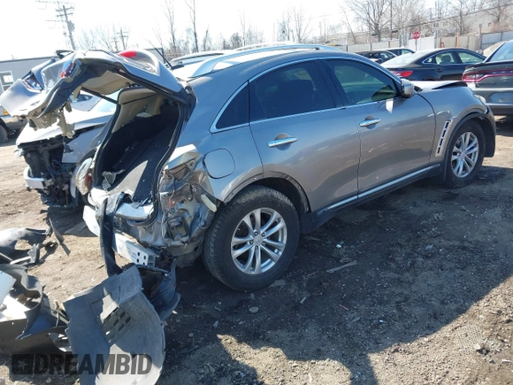 2011 Infiniti FX z VIN JN8AS1MW1BM733922, wystawiony jako IAAI lot #41779209 z przebiegiem 174 575 mil mil oraz . Historia ofert i sprzedaży dostępna na DreamBid. Obrazek 4.