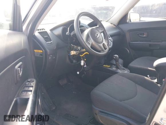 2011 Kia Soul + with VIN KNDJT2A27B7708974, listed as a IAAI auction lot 41757257 with 94,476 mi miles. Bid and sale history available at carsss.com. Image 5.