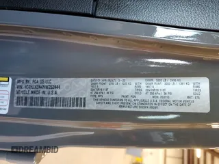 2022 Jeep Wrangler Unlimited Sahara z VIN 1C4HJXEN4NW262444, wystawiony jako Copart lot #45808695 z przebiegiem 44 517 mil mil oraz Szkoda całkowita • Salvage title. Historia ofert i sprzedaży dostępna na DreamBid. Obrazek 13.