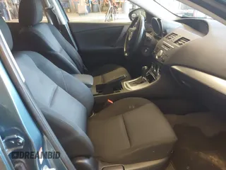 2011 Mazda 3 i Touring with VIN JM1BL1VGXB1360160, listed as a IAAI auction lot 42215319 with 161,993 mi miles and . Bid and sale history available at DreamBid. Image 5.