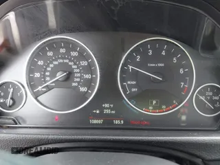 2015 BMW 3 Series 328i с VIN WBA3A5G58FNS87928, выставлен на аукционе IAAI как лот 42392498 с пробегом 108 697 миль миль и . История ставок и продаж доступна на DreamBid. Изображение 7.