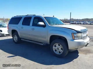 2012 Chevrolet Suburban LT with VIN 1GNSKJE72CR181012, listed as a IAAI auction lot 41621884 with 197,467 mi miles. Bid and sale history available at carsss.com. Image 13.