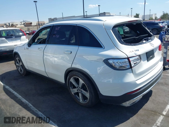 2018 Mercedes-Benz GLC 300 z VIN WDC0G4JB8JV113549, wystawiony jako IAAI lot #41801237 z przebiegiem Nie podano mil oraz . Historia ofert i sprzedaży dostępna na DreamBid. Obrazek 3.