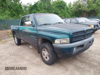 1997 Dodge 1500 with VIN 3B7HF13Y4VG704987, listed as a IAAI auction lot 42194979 with 179,395 mi miles. Bid and sale history available at carsss.com. Image 1.