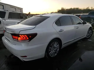 2014 Lexus LS 460 L with VIN JTHGL1EF3E5052370, listed as a Copart auction lot 80641254 with 69,493 mi miles and Salvage Title. Bid and sale history available at DreamBid. Image 3.
