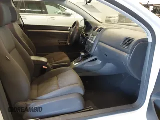 2008 Volkswagen Rabbit S with VIN WVWBA71K38W335471, listed as a IAAI auction lot 41450928 with 157,587 mi miles. Bid and sale history available at carsss.com. Image 5.