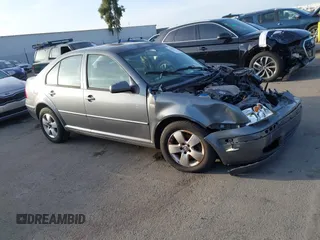 2005 Volkswagen Jetta GLS с VIN 3VWSK69M15M067350, выставлен на аукционе IAAI как лот 41615924 с пробегом 87 538 миль миль и . История ставок и продаж доступна на DreamBid. Изображение 1.