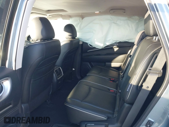 2019 Infiniti QX60 LUXE with VIN 5N1DL0MN1KC520817, listed as a IAAI auction lot 40931500 with 62,926 mi miles. Bid and sale history available at carsss.com. Image 8.