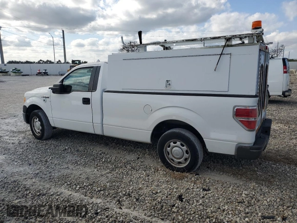 2010 Ford F-150 XL with VIN 1FTMF1CW9AKA46583, listed as a Copart auction lot 82079614 with 118,374 mi miles and Clean title. Bid and sale history available at DreamBid. Image 2.