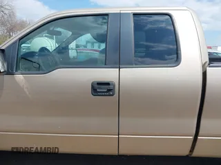 2013 Ford F-150 XL with VIN 1FTEX1CM2DFA94729, listed as a IAAI auction lot 41995108 with 283,724 mi miles. Bid and sale history available at carsss.com. Image 14.