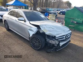 2019 Mercedes-Benz E 300 with VIN WDDZF4KB0KA588433, listed as a IAAI auction lot 42078946 with 68,552 mi miles and . Bid and sale history available at DreamBid. Image 6.