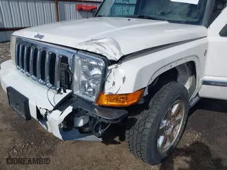 2007 Jeep Commander Limited with VIN 1J8HG58287C580732, listed as a IAAI auction lot 41804481 with 130,182 mi miles. Bid and sale history available at carsss.com. Image 6.