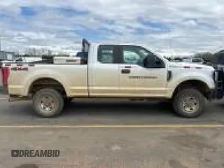 2018 Ford F-250 XL with VIN 1FT7X2B6XJEB43341, listed as a IAAI auction lot 42559799 with 191,877 mi miles and . Bid and sale history available at DreamBid. Image 42.