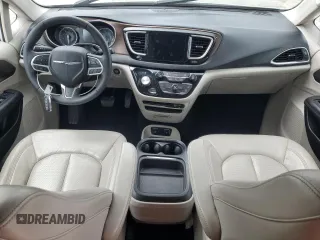 2018 Chrysler Pacifica Touring L with VIN 2C4RC1BG3JR214356, listed as a Copart auction lot 54541515 with 44,975 mi miles and Salvage Title. Bid and sale history available at DreamBid. Image 8.