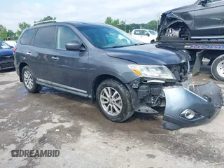 2014 Nissan Pathfinder S z VIN 5N1AR2MM8EC652451, wystawiony jako IAAI lot #42668205 z przebiegiem 123 713 mil mil oraz . Historia ofert i sprzedaży dostępna na DreamBid. Obrazek 1.