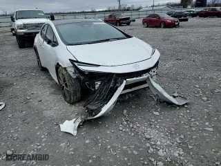 2024 Toyota Prius LE with VIN JTDACAAU6R3018808, listed as a Copart auction lot 43353775 with 23,287 mi miles and Salvage Title. Bid and sale history available at carsss.com. Image 10.
