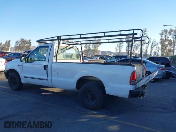 2004 Ford Super Duty F-250 XL with VIN 1FTNF20L54EC99861, listed as a IAAI auction lot 41301229 with 320,407 mi miles. Bid and sale history available at carsss.com. Image 13.