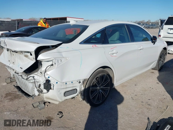 2019 Toyota Avalon XLE z VIN 4T1BZ1FB2KU008198, wystawiony jako IAAI lot #41144894 z przebiegiem 90 477 mil mil oraz . Historia ofert i sprzedaży dostępna na DreamBid. Obrazek 4.